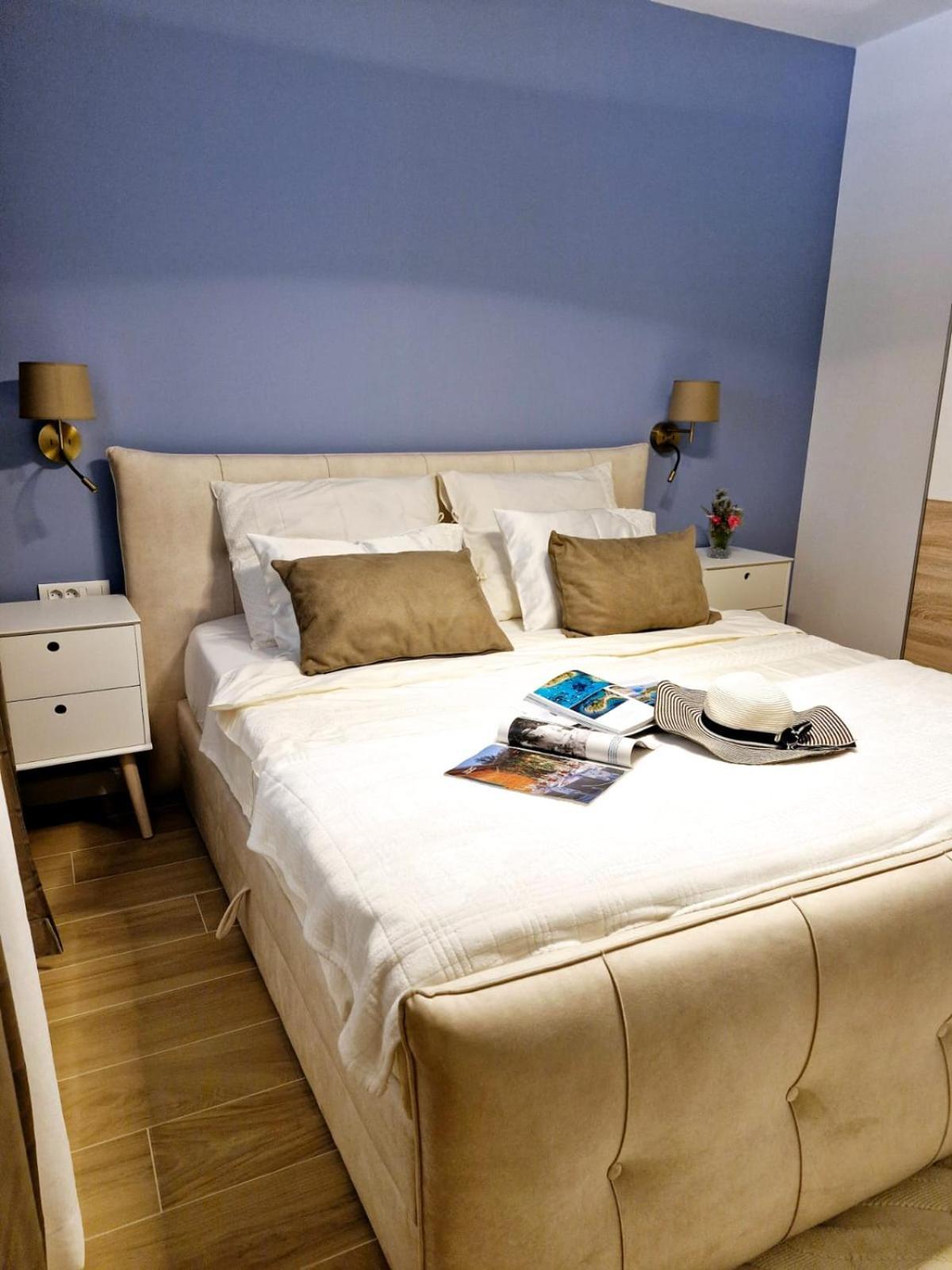 Sea View Luxury Apart Hotel Villa Conte With Swiming Pool And Romantic Spa Podstrana Exterior foto